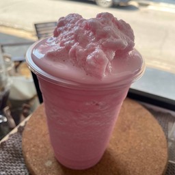 นมเย็นปั่น