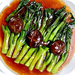 คะน้าฮ่องกงผัดน้ำมันหอย