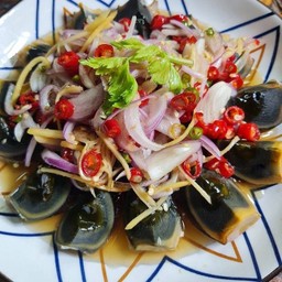 ยำไข่เยี่ยวม้า