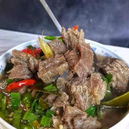 ต้มแซ่บเนื้อ