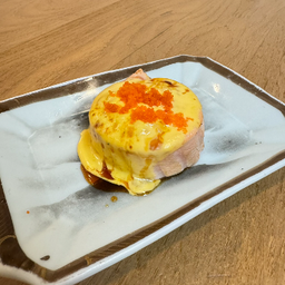 แซลมอนชีสโรลเบิร์น