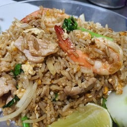 ข้าวผัดรถไฟ