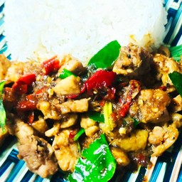 ข้าวราดไก่คั่วตะไคร้หอม