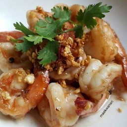 กุ้งทอดกระเทียม (กับข้าว)