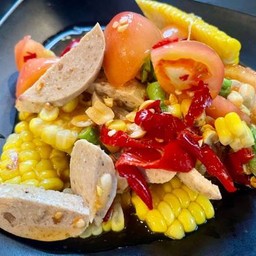 ตำข้าวโพดหมูยอ / ไก่ยอ