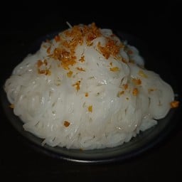 @1 . เส้นเล็กลวก คลุก น้ำมันงา+กระเทียมเจียว 200 กรัม