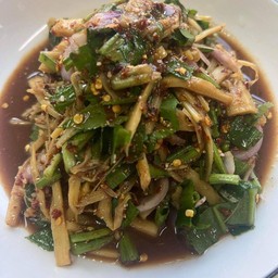 ส้มตำนโม แยกตาลเดี่ยว
