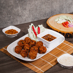 F1 ลาบหมูทอด