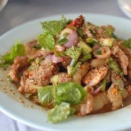 น้ำตกหมูสุก