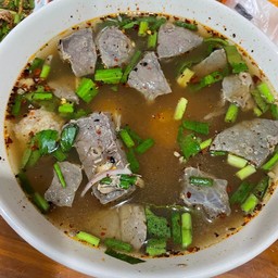 ต้มแซ่บ