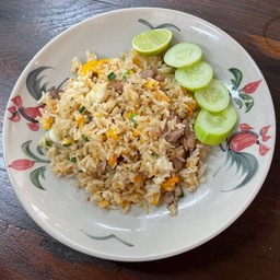 ข้าวผัดหมู