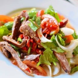 ยำหมูย่าง