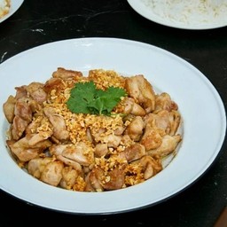 ไก่ทอดกระเทียม