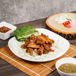 D5 หมูคำหวาน