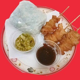 ชุดอิ่มอร่อย หมูทอด3 ข้าวเหนียว1 น้ำพริกหนุ่ม1