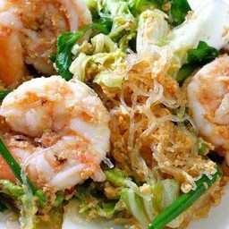 สุกี้ผัดแห้งกุ้ง