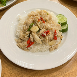 เนื้อปูผัดพริกขี้หนูราดข้าว