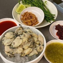 หอยนางรมทรงเครื่อง