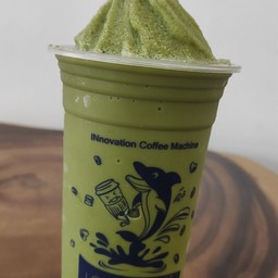 โลมาชาเขียวปั่น