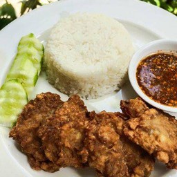 ข้าวหมูปั้นน้ำจิ้มแจ่ว