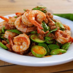 ผัดสะตอ (กับข้าว)