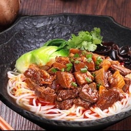 บะหมี่หล๋อซือเฟิ่น（螺蛳粉）