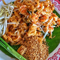 ผัดไทยกุ้งสด