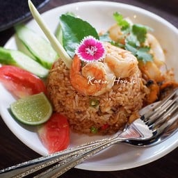 ข้าวผัดต้มยำทะเล