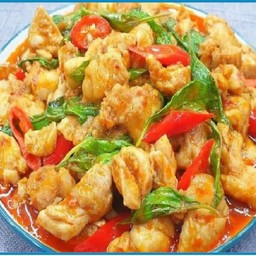 ผัดพริกแกงไก่