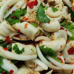 ยำไส้ตันหมู