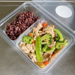 Clean food ผัดผักรวมมิตรหมู
