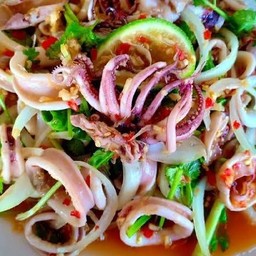 ยำปลาหมึก