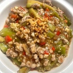 มะเขือยาว หมูสับปลาเค็ม