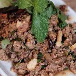 ลาบเนื้อสุก