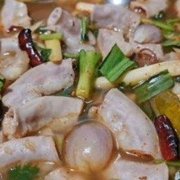 ต้มยำไส้อ่อนหมูน้ำใส