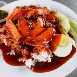 ข้าวหมูแดง(หมูแดง+ไข่+กุนเชียง)