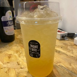 น้ำผึ้งมะนาวโซดา (มะนาวสด)