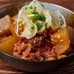 Wagyu sujinikomi. 210
