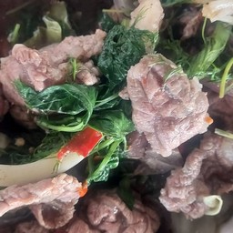 แกงออ่มเนื้อนองลาย