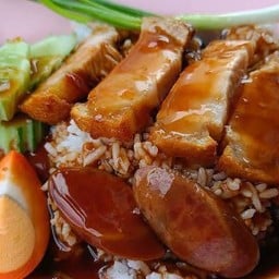ข้าวหมูแดงหมูกรอบ