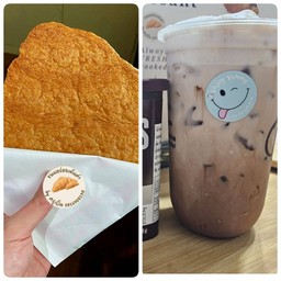 [เซตสุดฮิต] Flat croissant Original ลูกค้าเลือกท็อปปิ้งเพิ่มเติมต่างหากมีเพิ่มราคา + โกโก้เฮอร์ชี่นมฮอกไกโด