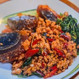 กระเพราถาดตามสั่ง บิ๊กฟู้ด 3