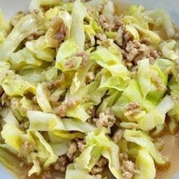 กะหล่ำปลีผัดหมูสับ+ข้าว