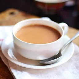 ชาไทยนมสดร้อน