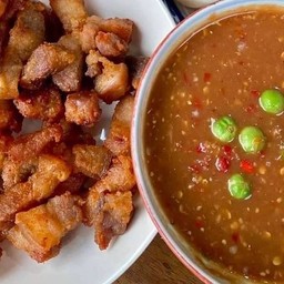 ชุดน้ำพริก+หมูสามชั้นทอด