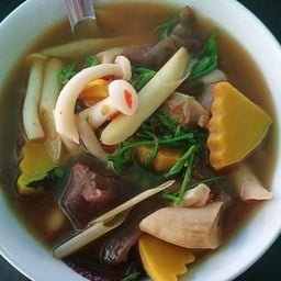 แกงเห็ดรวม