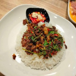 ข้าวกะเพราหมูสับ