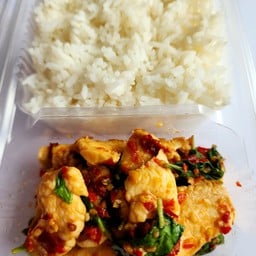 กลิ่นกระเพรา