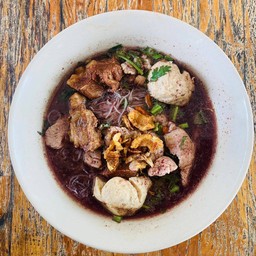 นายท่าน ก๋วยเตี๋ยวหมูตุ๋น เนื้อตุ๋น