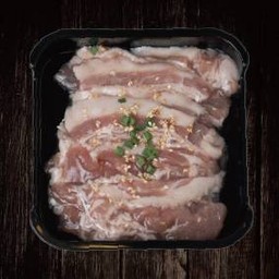 #58.)  หมูสามชั้นทรงเครื่อง 醃腩片